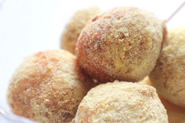 お皿に乗ったうどーなつ焼き芋味