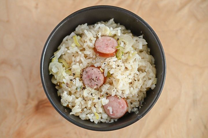 ソーセージと長ねぎの炊き込みごはん