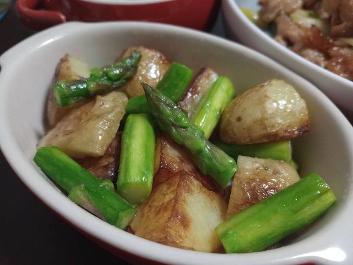 アスパラガスとじゃがいもの料理