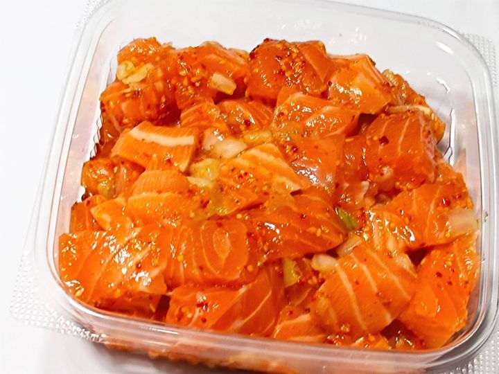 コストコ ねぇこれ知ってる ご飯にのせるだけで何杯も食べれると噂の ハワイアンサーモンポキ が手が止まらないワケ サンキュ Style コストコ ねぇこれ知ってる ご飯にのせるだけで何杯も食べれると噂の ハワイアンサーモンポキ が手が止まらないワケ サンキュ Style