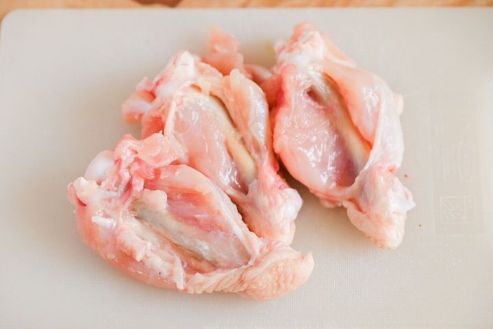 開いた手羽元