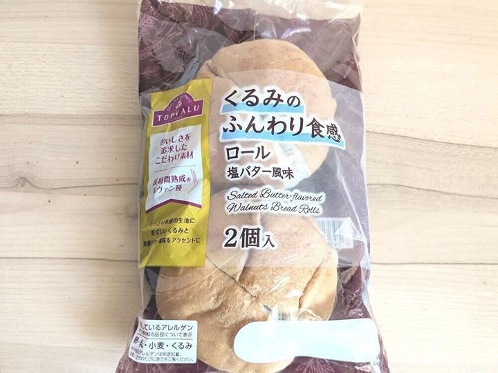 イオントップバリュ「くるみのふんわり食感ロール 塩バター風味」