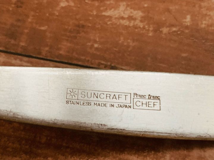 フランフランのステンレス製キッチンツールのロゴ部分