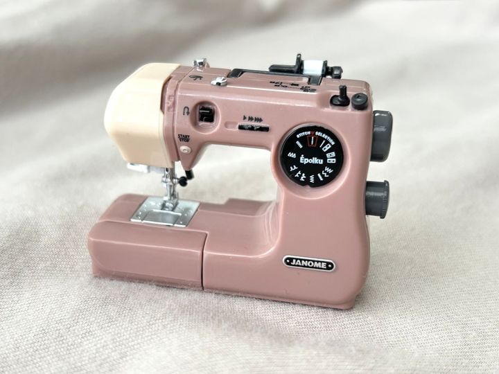 カプセルトイ ミニチュア ミシン Epolku エポルク