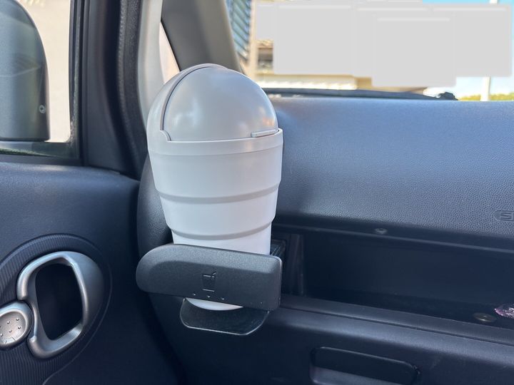 3COINS車用ゴミ箱
