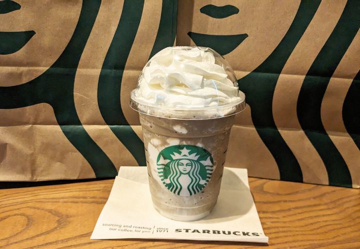 スターバックス「ほうじ茶 もちっと ミルク フラペチーノ」
