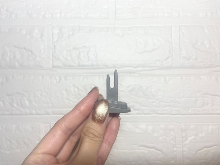 ダイソー 乾きやすいブローブラシ(折りたたみタイプ)