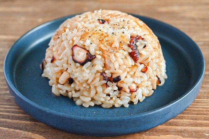 たことアンチョビのしょうゆチャーハン
