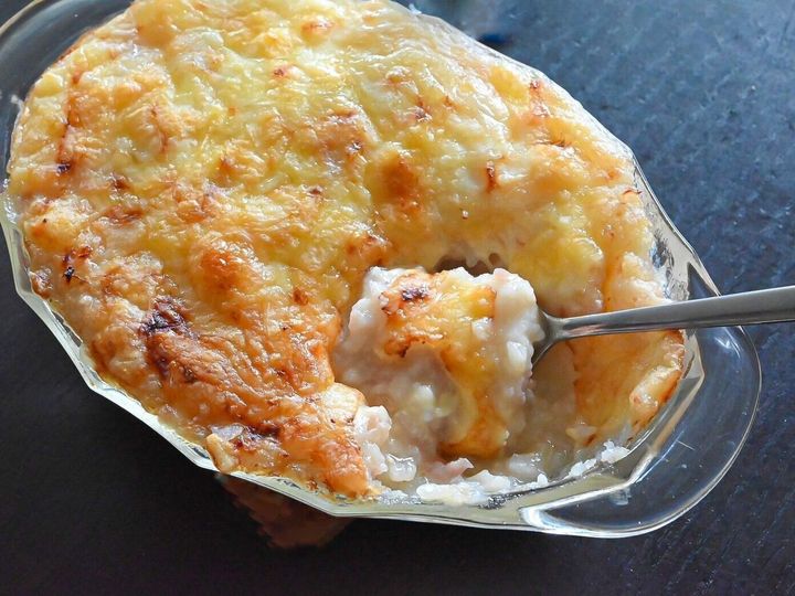スプーンですくった長芋グラタン