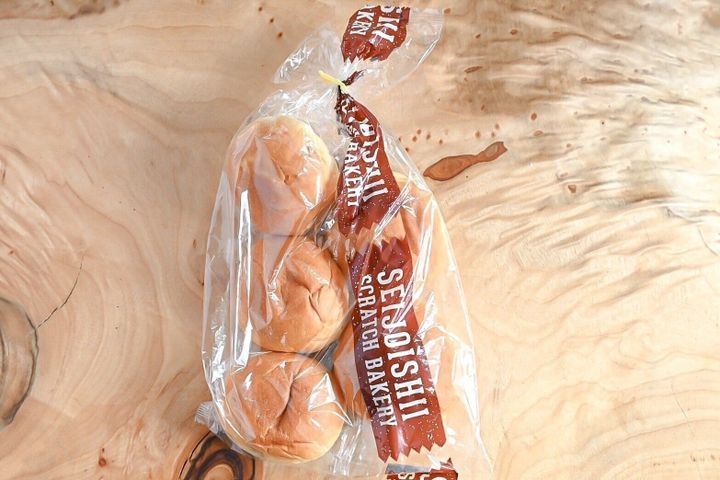 北海道美瑛産小麦とマスカルポーネのバターロール