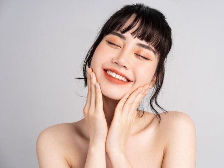女性 肌綺麗