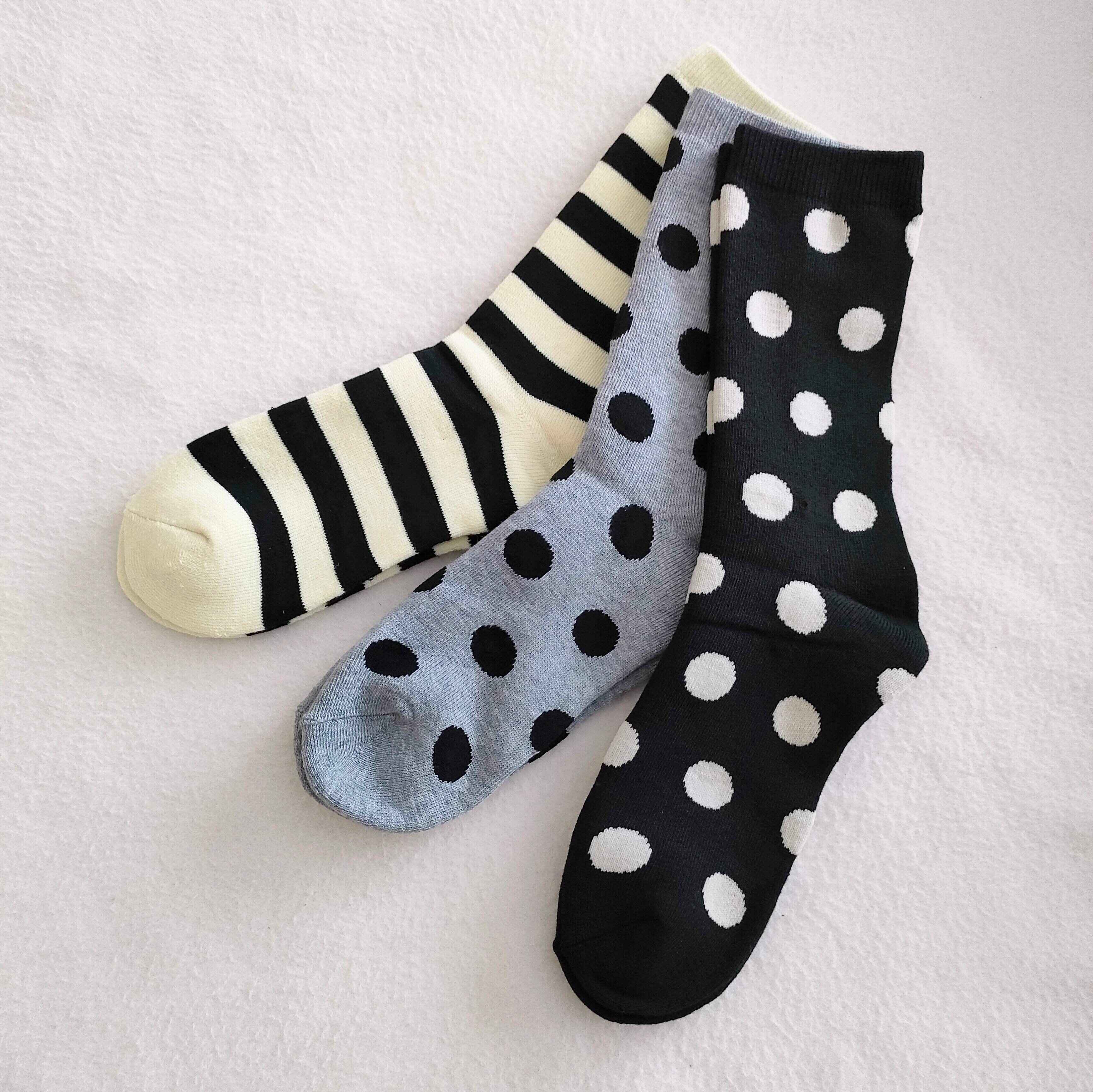 【ダイソー】110円でいいの？冷え性さん必見！コスパ最強あったか靴下