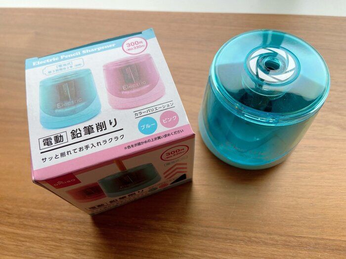 【ダイソー】電動鉛筆削りが操作簡単で可愛い！使い方ポイント
