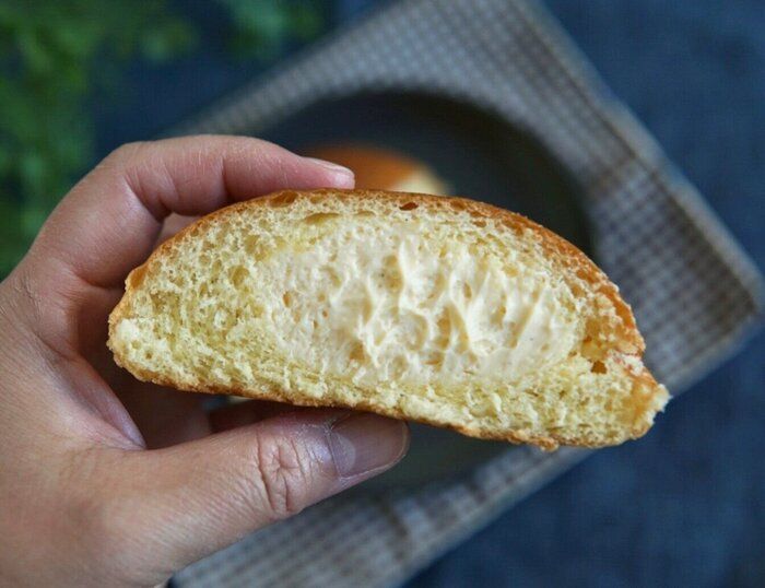 【ローソン】カスタードとパンの相性が抜群。スイーツと言っても過言ではない「ぎっしり！！とろけるクリームパン」