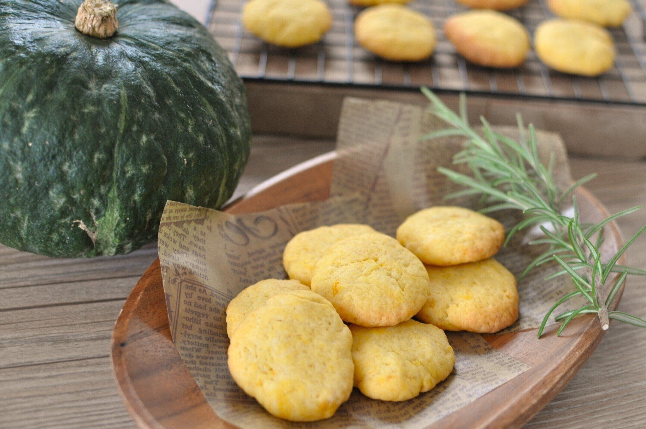 材料4つ＆型不要【かぼちゃクッキー】周りサクサク中しっとりの野菜スイーツレシピ