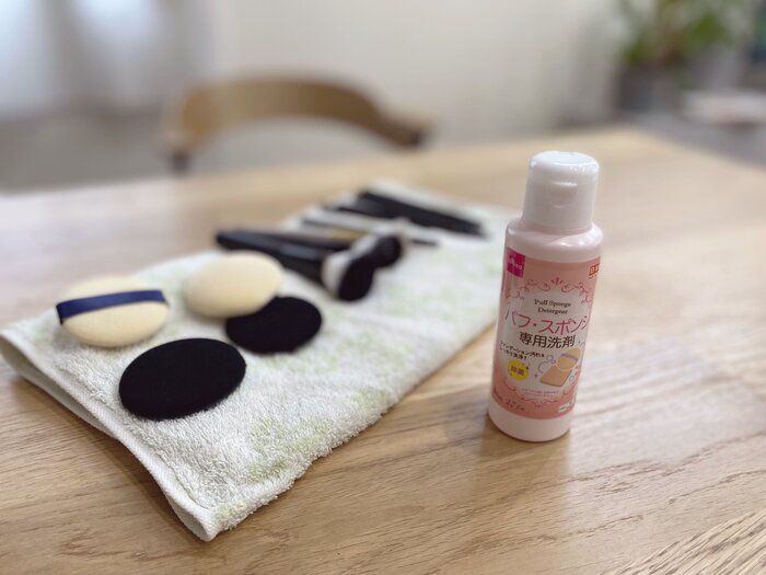 【ダイソー】メイクスポンジを清潔に！大本命クリーナーはコレ