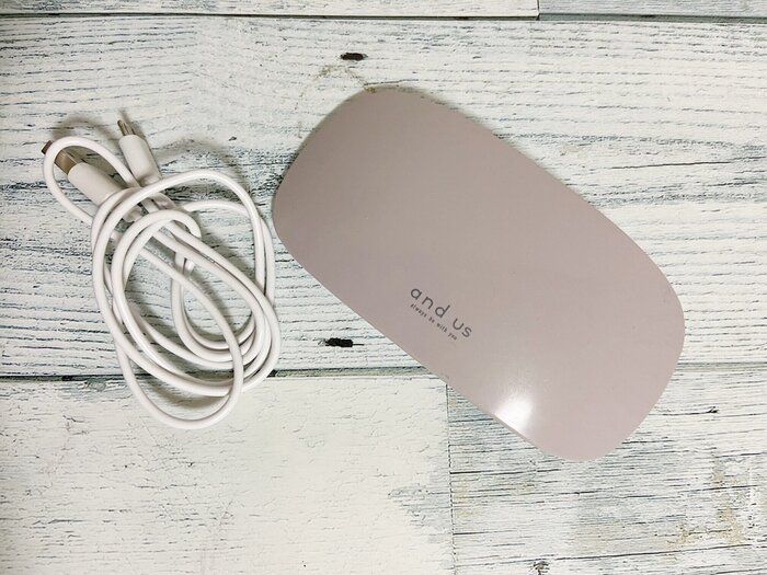 【3COINS】スリコでもついに発売！セルフネイルの必需品「UVLEDネイルライト」