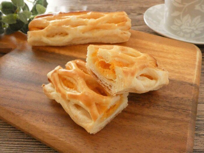 【ファミマ】温めるとおいしさアップ！「かぼちゃパイ」はパクッとつまめるスイーツパン