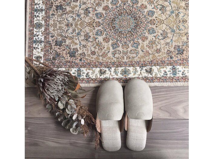 【3COINS】一瞬でお部屋が秋仕様！高見えが過ぎるアンティークマット