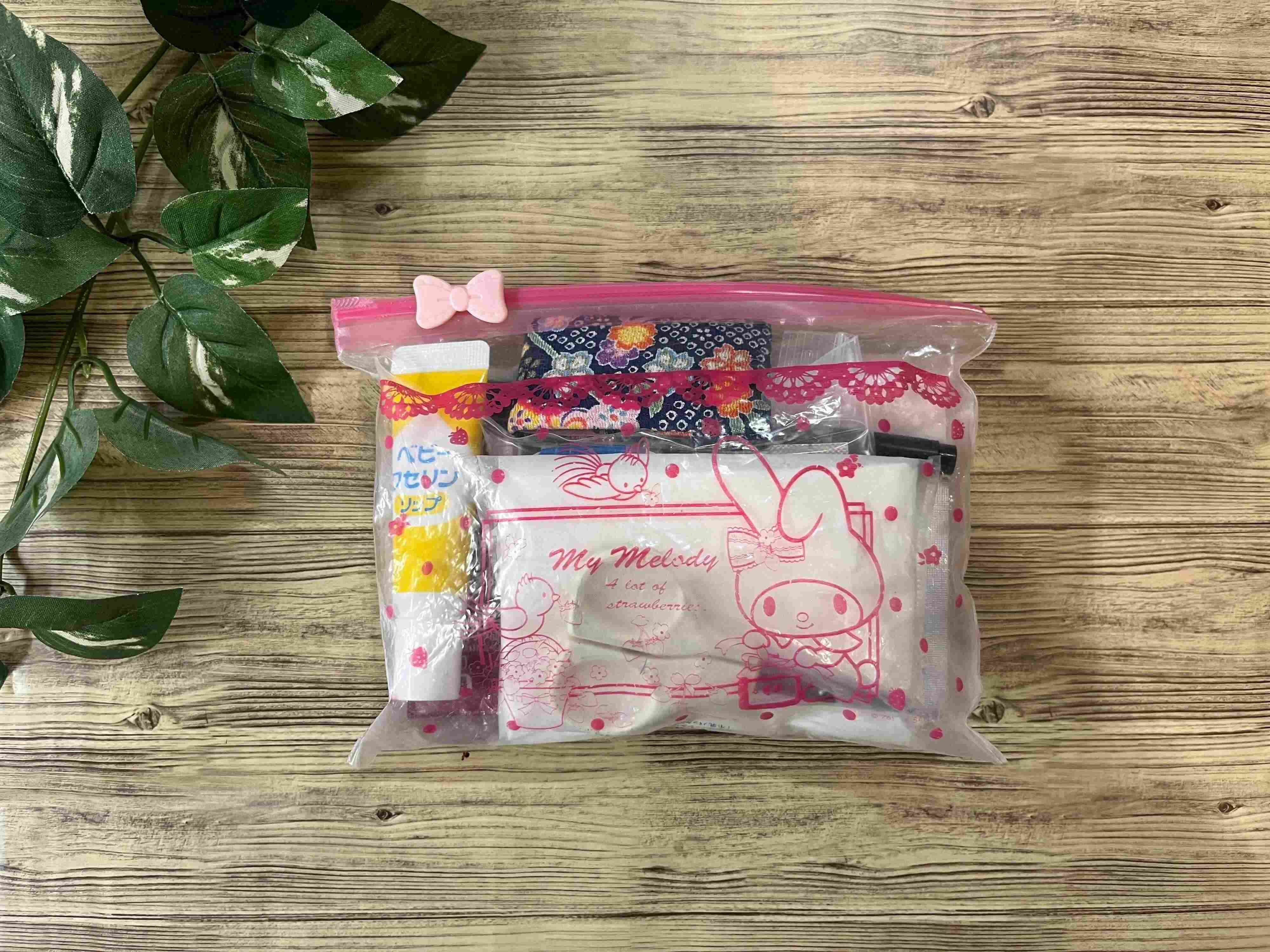 【備える】外出先で災害にあったら？自分を守る防災ポーチ！