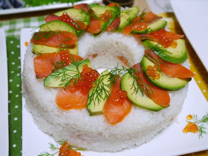 クリスマスにピッタリのズボラメニュー！寿司ケーキ♪