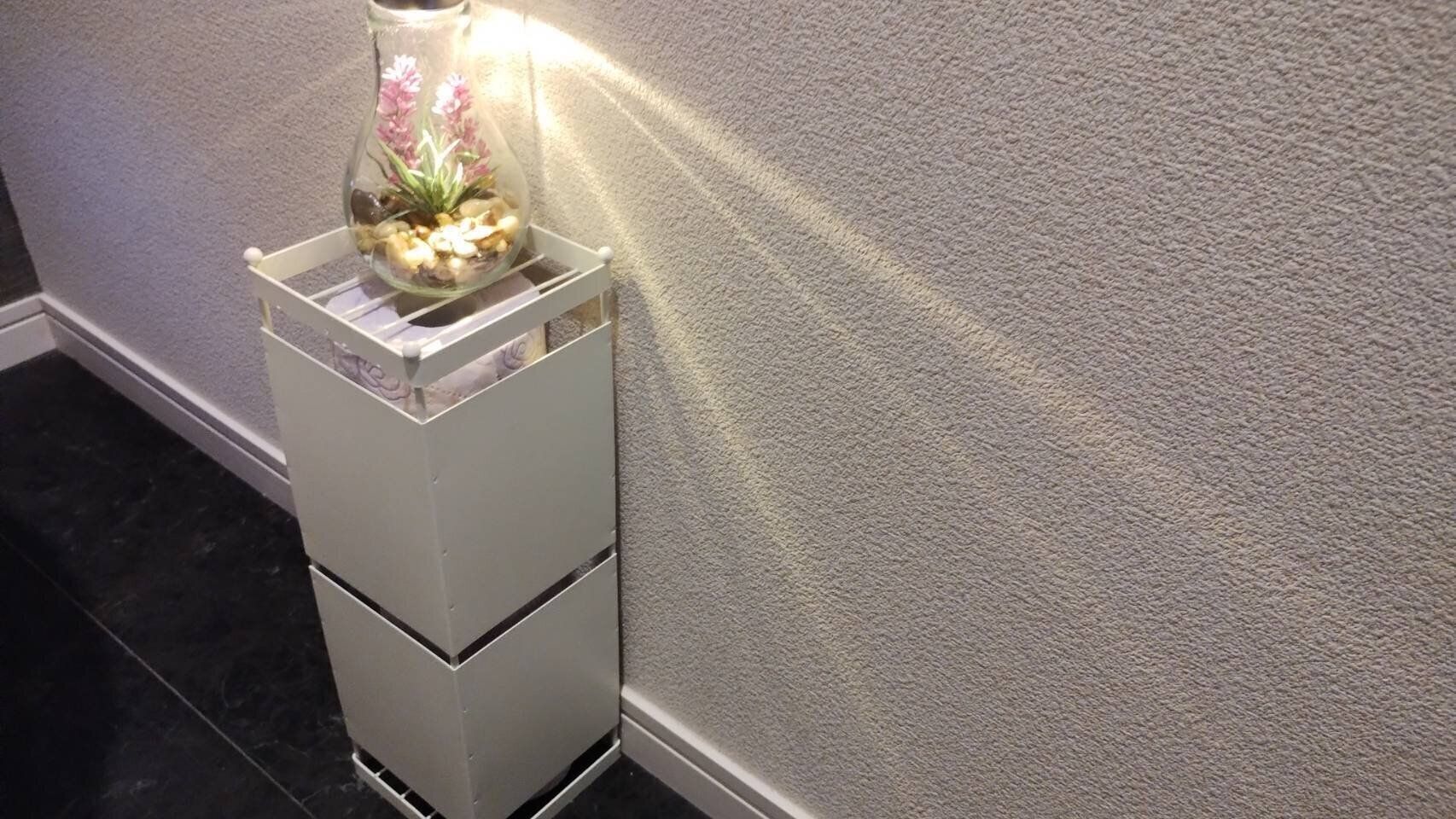 【3COINS】の「トイレットペーパー収納」は組み立て不要で素敵なトイレ空間もあっという間に完成！