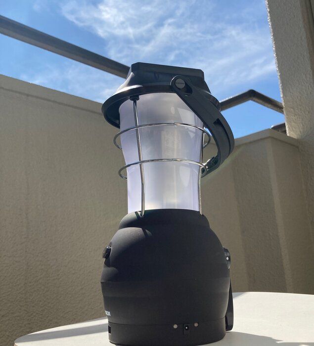 【楽天】災害時に役立つこと間違いなし！ソーラー充電もできるLEDランタンを買った３つの理由