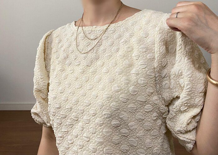 【しまむら】1639円のトレンドぽこぽこトップスは大人可愛くも着られちゃう！？