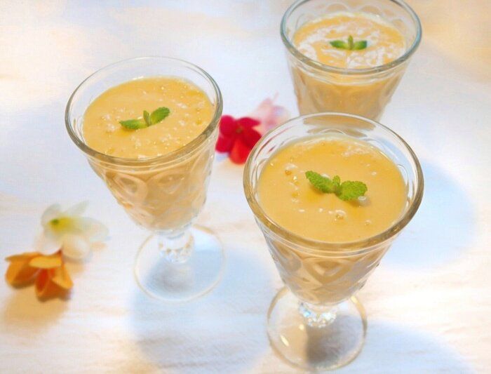 ミキサーで混ぜるだけ！【濃厚マンゴーラッシー】のつくり方