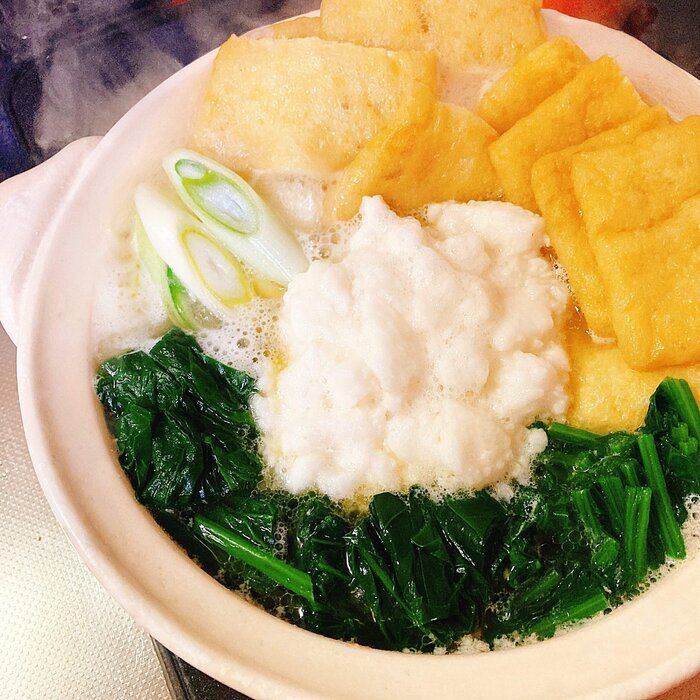 【鍋つゆ不要ですぐできる】たった1品で大満足！鶏のふわとろ鍋