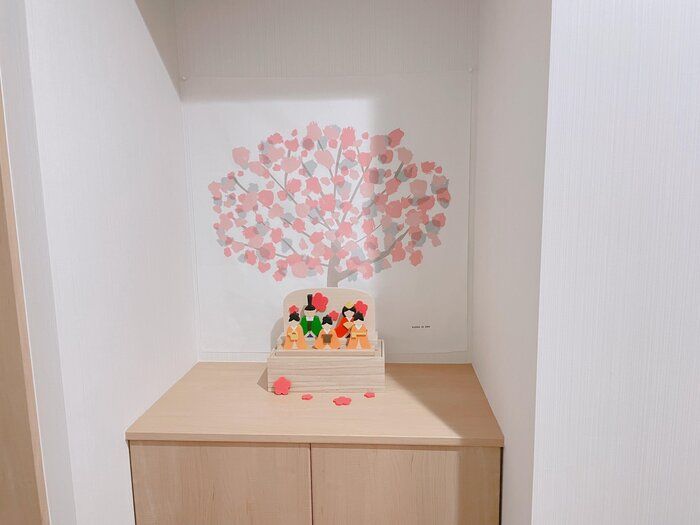 【シンプリストイチオシ】我が家に春がきた！北欧風のタペストリーでひな人形も華やかに