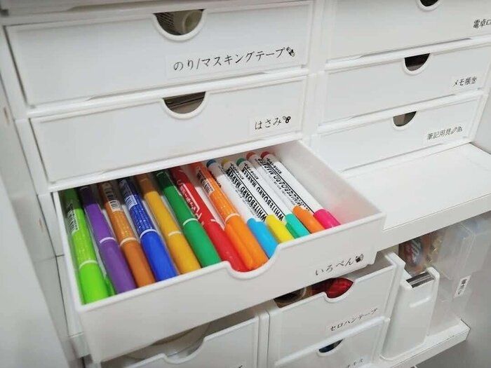 すぐ真似できる文房具収納！セリアのボックスが大活躍!!