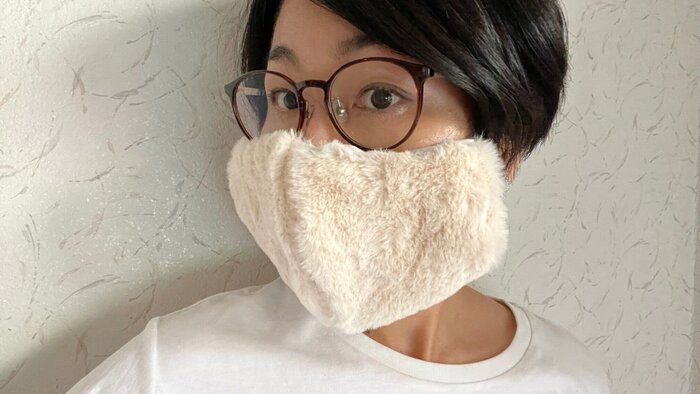 【ダイソー】今やマスクで防寒も？ぬくぬくふわふわファーのマスクカバー