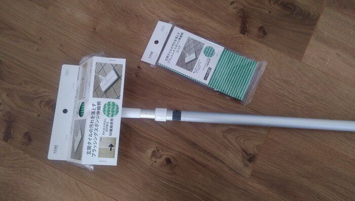 【カインズ】洗剤いらずな玄関タイル用のスポンジブラシ『シンプル』なのはコレ！