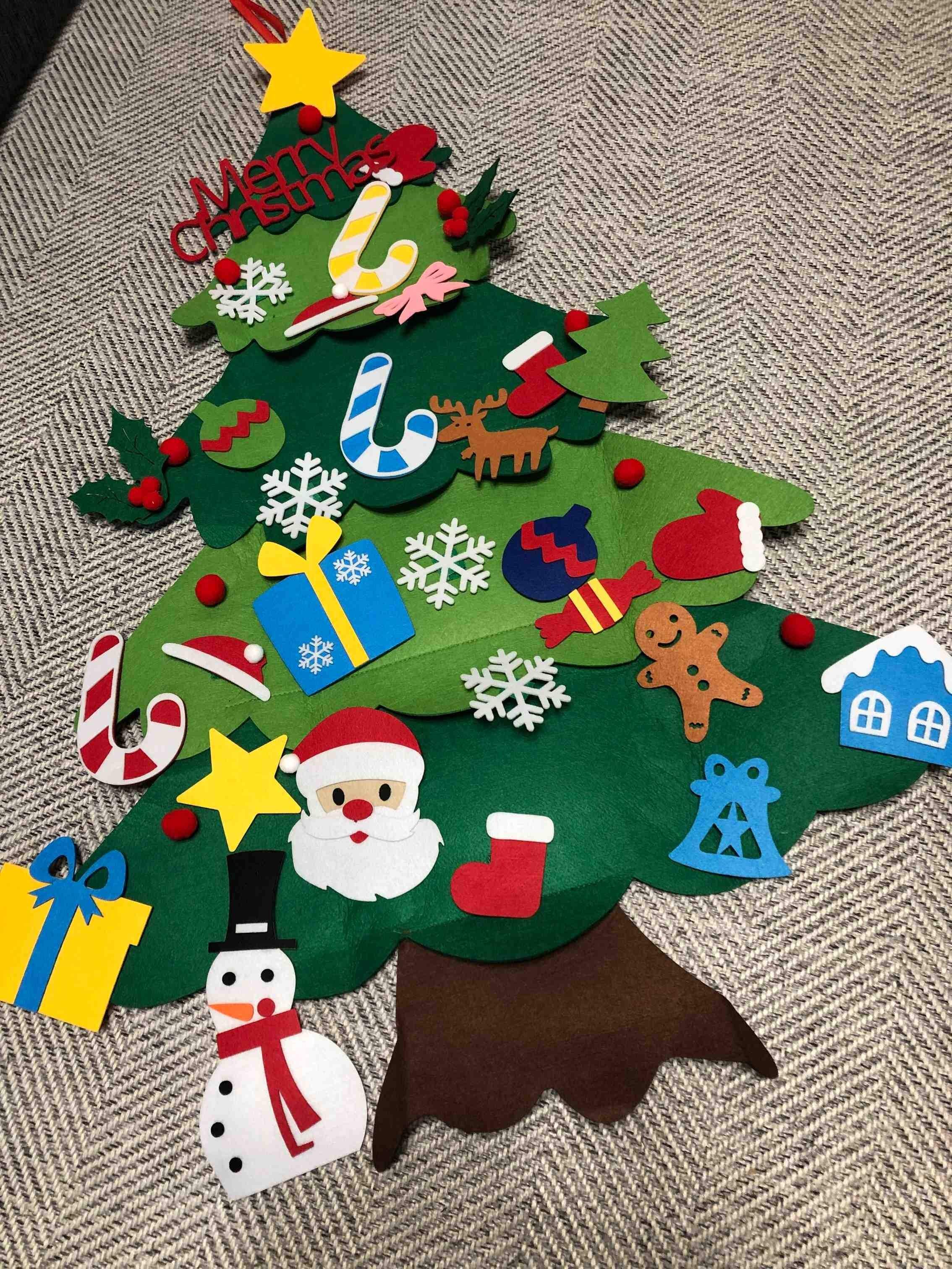 【クリスマス】大満足！子どもが小さくても心配無用の「壁掛けツリー」