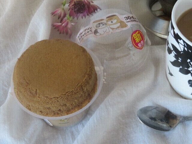 【ファミマ】あざとすぎませんか？猫パッケージのプリンが本格派の味でびっくり