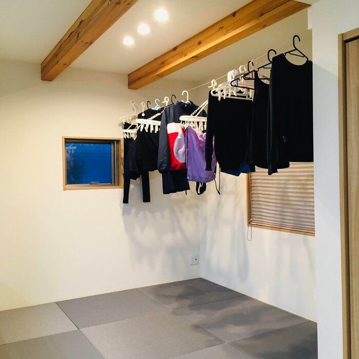 【ハンガーやめました！】洗濯干しの新常識？時短が叶うアイデアを発見！