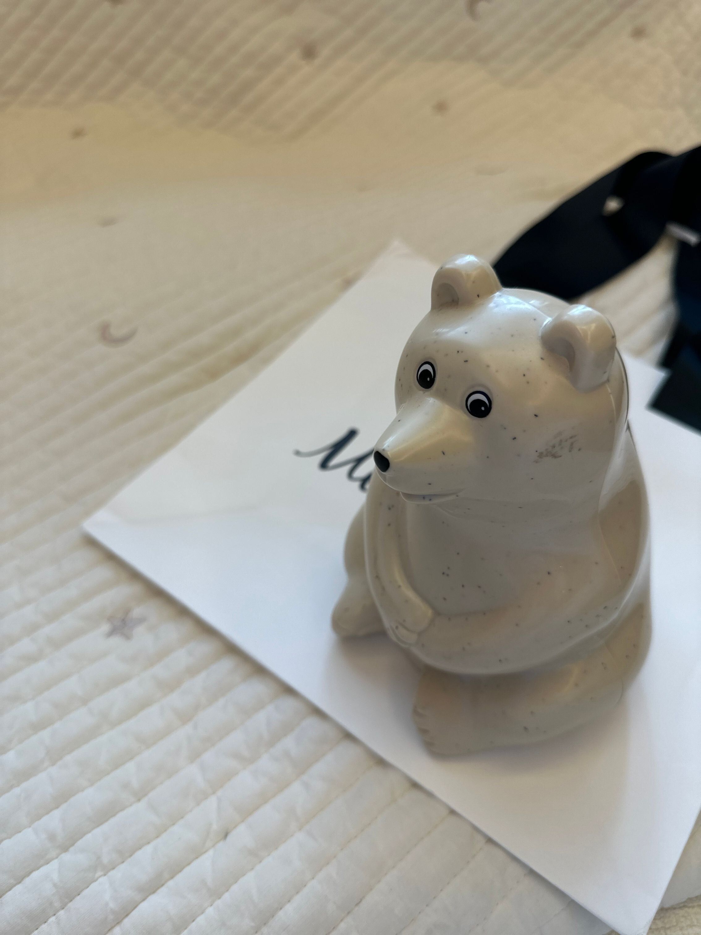 【収納】紙袋はこれでスッキリ！オススメ紙袋収納法とは？