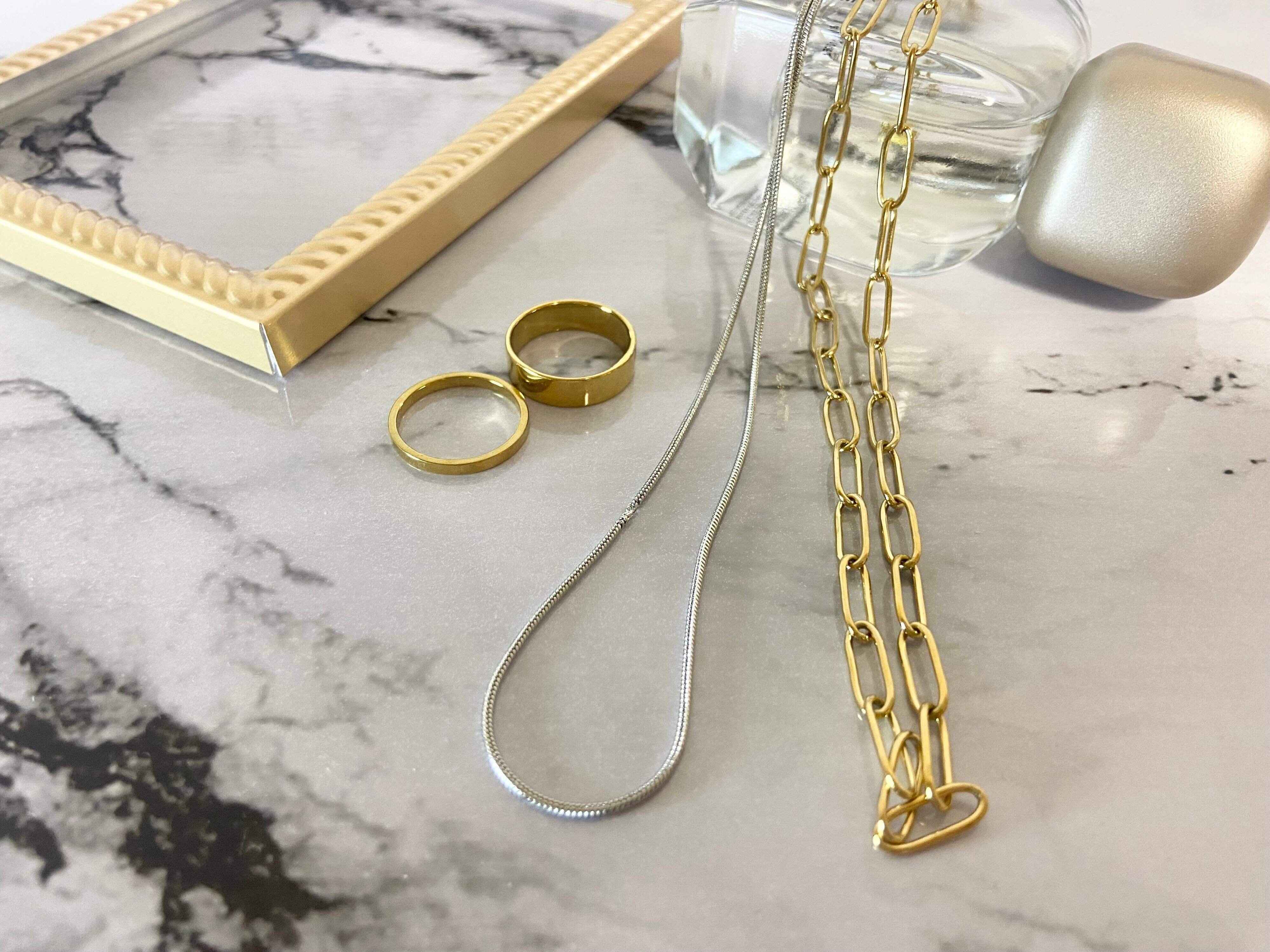 【3COINS】夏のおしゃれにも大活躍！スリコの「ステンレスアクセサリー」が優秀すぎるよ