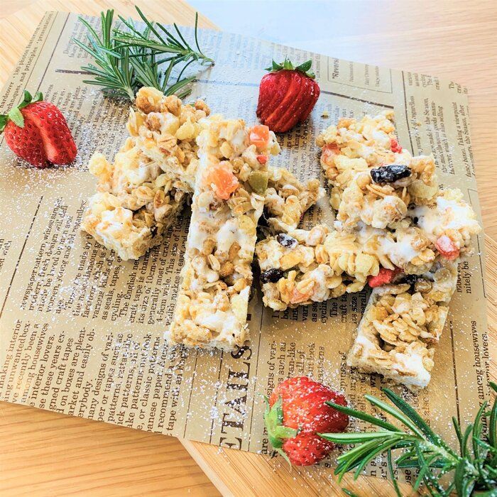 材料3つ【マシュマロシリアルバー】ザクザク食感が美味しい！混ぜて固めるだけ簡単スイーツレシピ