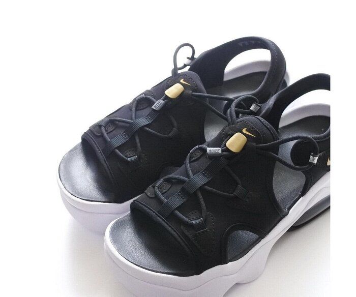 SNSで大人気のスポサン【エアマックスココ】アラフォーが履いてみた