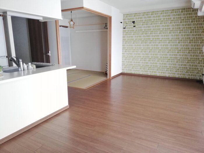 【ポイント3つ】掃除嫌いの私が自粛生活でこまめに床拭きできるようになった訳