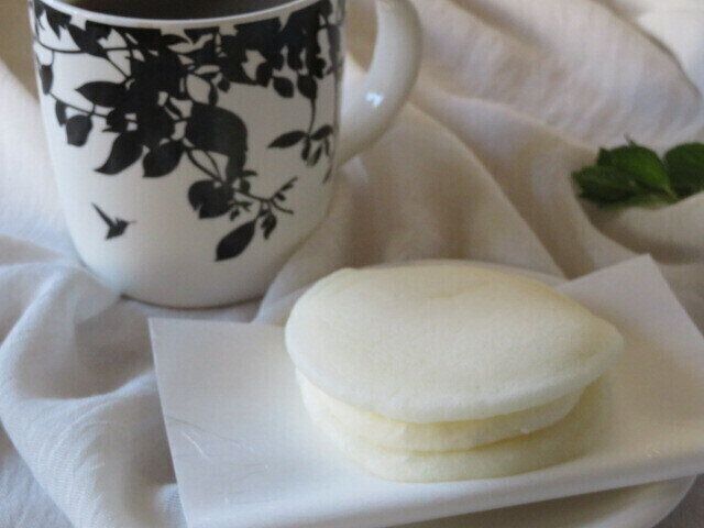 【セブン】コクがあってさわやか！淡雪のように軽い「ふわもちレアチーズどら」