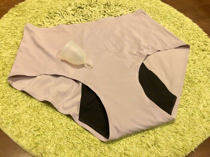 月経カップと吸水ショーツでブルーなあの日が快適に！