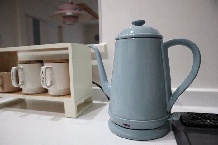 オシャレでかわいいのに容量1リットル！電気ケトルで迷ったらコレ！