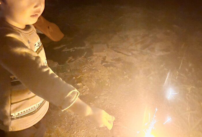 【季節外れで正解！】子どもと花火を「秋」にやりたい3つの理由