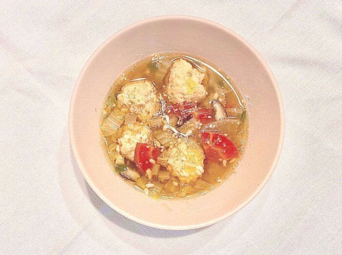 魚が手軽に食卓へ！ヘルシーな【鮭のつみれ汁】