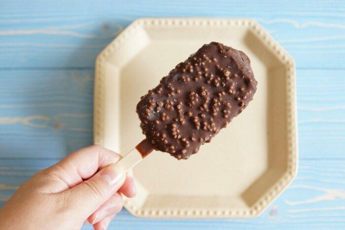 【ウェルシア限定】チョコクランチ抹茶バー、抹茶とパリパリチョコの組み合わせが癖になる