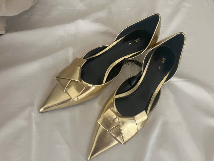 【ZARA】セール購入品♪ゴールドのパンプス