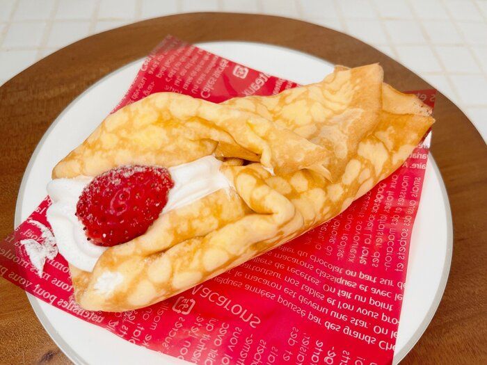 【ローソン】最高の満足感！！苺×ベイクドチーズのクレープが絶品！